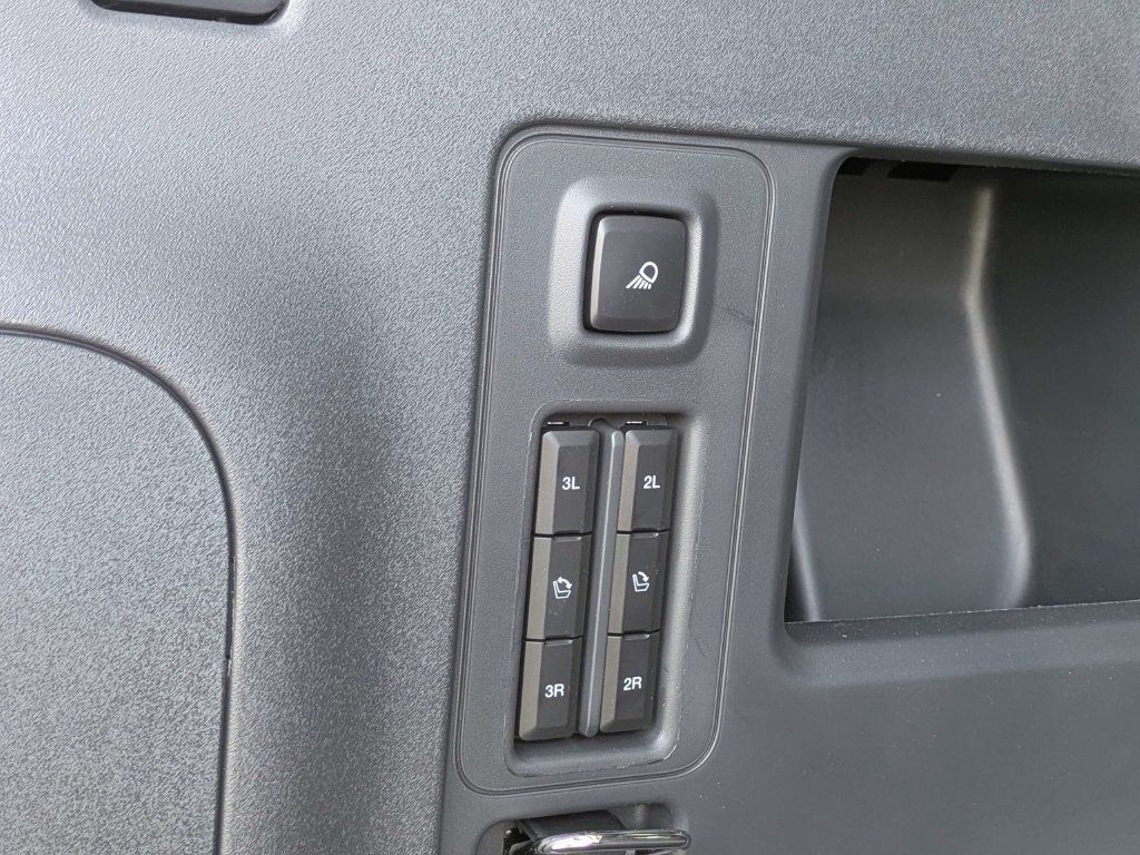 New 2026 Ford Expedition Platinum w/ Platinum Ultimate Package AWD/4WD image 37