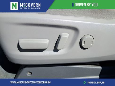 Used 2020 Toyota Sienna XLE w/ Carpet Mat Package AWD/4WD image 20