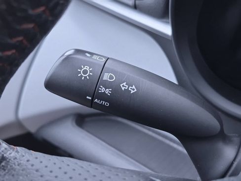Used 2021 Toyota Sienna AWD image 28