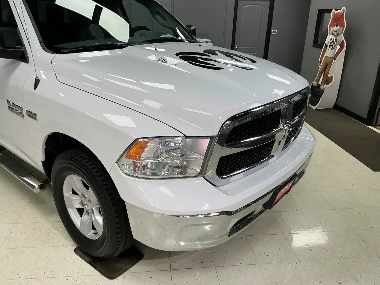 Used 2017 RAM 1500 Classic SLT AWD/4WD image 28