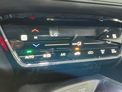 Used 2022 Honda HR-V EX image 17