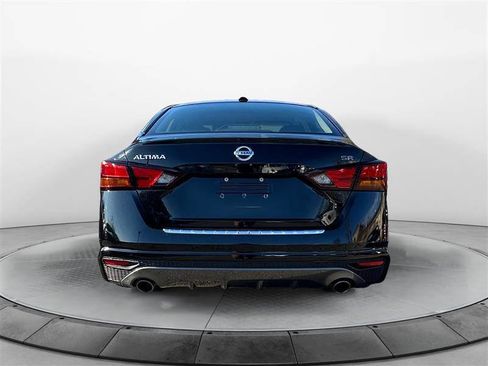 Used 2019 Nissan Altima 2.5 SR image 4