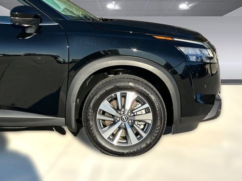 Used 2024 Nissan Pathfinder SL image 36
