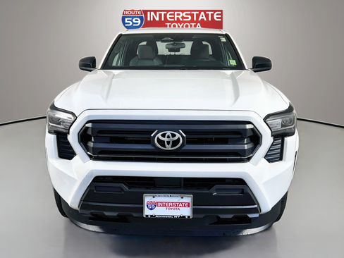 Certified 2024 Toyota Tacoma SR RWD image 2