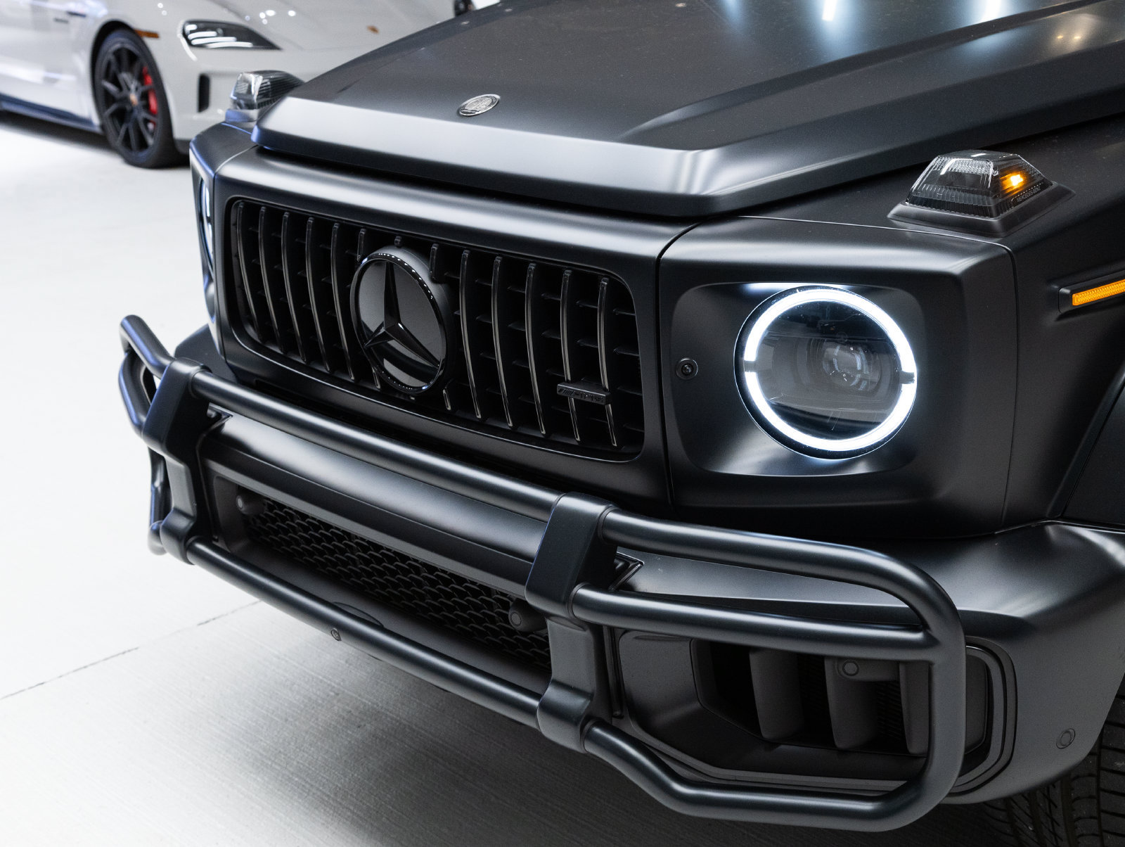 Used 2025 Mercedes-Benz G 63 AMG 4MATIC image 32