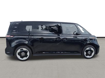 New 2025 Volkswagen ID. Buzz Pro S