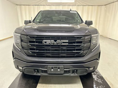 Used 2023 GMC Sierra 1500 Elevation AWD/4WD image 3