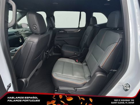 New 2026 GMC Acadia AT4 w/ Luxury Package AWD/4WD image 27