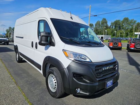 Used 2026 RAM ProMaster 2500 w/ Convenience Group FWD image 7
