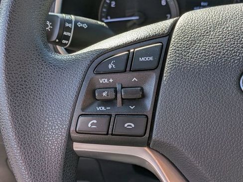 Used 2019 Hyundai Tucson Value AWD/4WD image 18