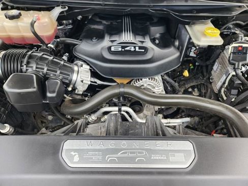 Used 2022 Jeep Grand Wagoneer Series II AWD/4WD image 33