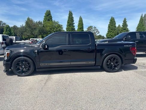 Used 2025 Ford F150 Lariat w/ Equipment Group 502A High AWD/4WD image 8