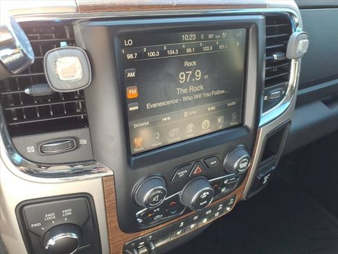 Used 2016 RAM 2500 Laramie AWD/4WD image 29