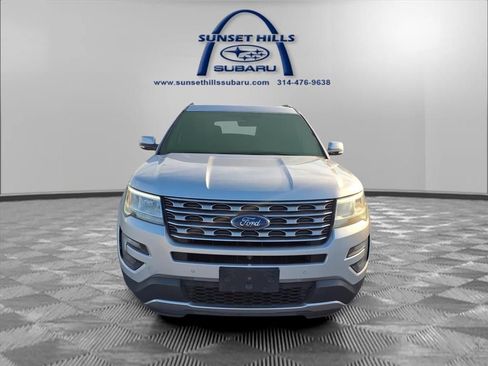 Used 2016 Ford Explorer Limited image 19