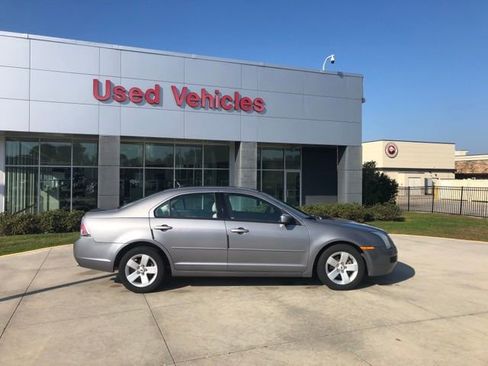 Used 2007 Ford Fusion SE image 6