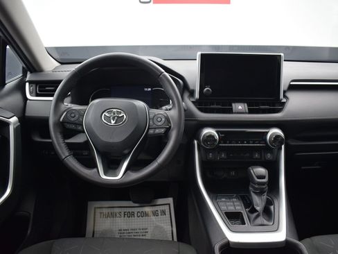 Used 2023 Toyota RAV4 XLE w/ Convenience Package AWD/4WD image 15