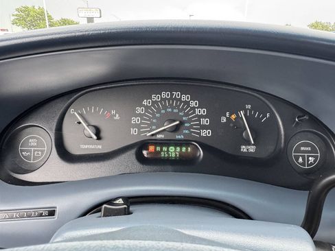 Used 1998 Buick Century Custom FWD image 12