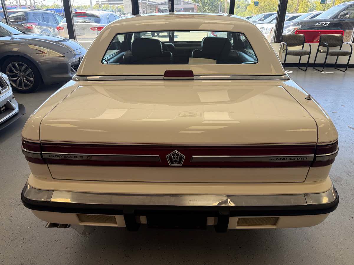 Used 1990 Chrysler TC by Maserati FWD image 6