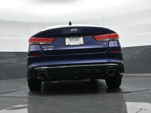 Used 2019 Kia Optima S image 40
