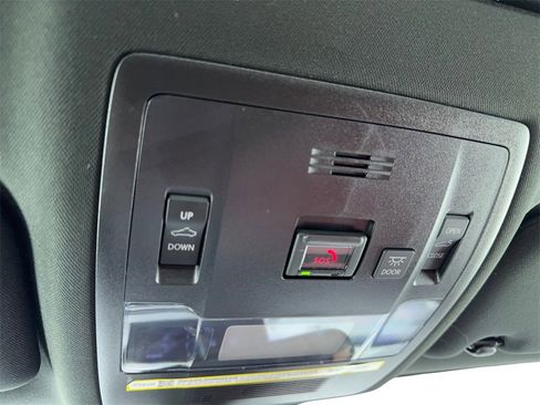 Used 2025 Lexus IS 350 F Sport image 33