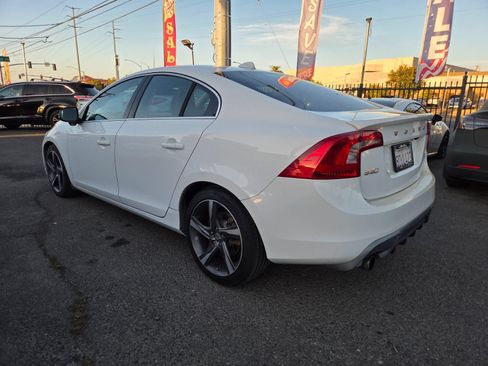 Used 2012 Volvo S60 T6 R-Design AWD/4WD image 2