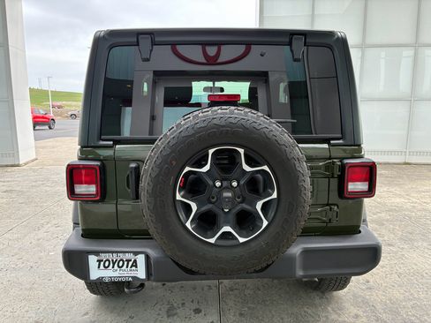 Used 2021 Jeep Wrangler Sport AWD/4WD image 6