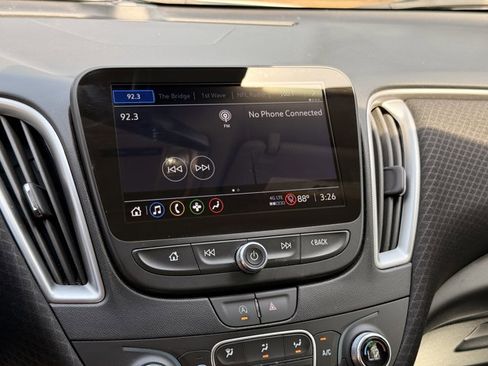 Used 2024 Chevrolet Malibu LT w/ Sport Edition image 15