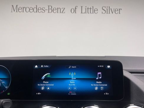 Used 2023 Mercedes-Benz GLA 250 4MATIC image 33
