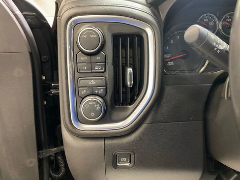 Used 2020 Chevrolet Silverado 1500 LT w/ Texas Edition image 25