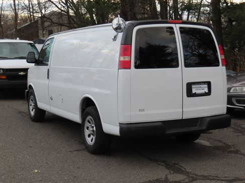 Used 2013 Chevrolet Express 1500 image 4