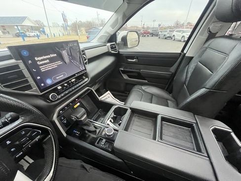 Used 2024 Toyota Tundra Limited image 13
