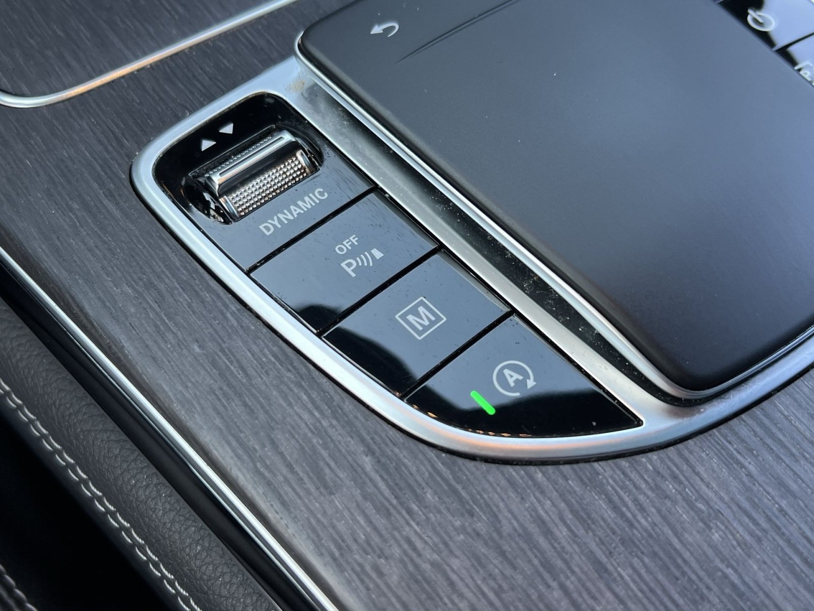 Certified 2020 Mercedes-Benz GLC 300 4MATIC image 39