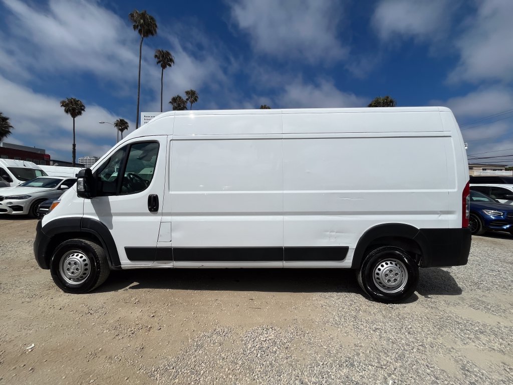 Used 2024 RAM ProMaster 2500 w/ Convenience Group FWD image 9