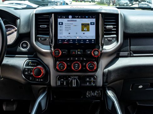 Used 2022 RAM 1500 Big Horn AWD/4WD image 23
