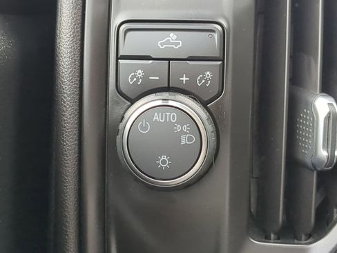 Used 2019 Chevrolet Silverado 1500 Custom w/ Custom Convenience Package image 54