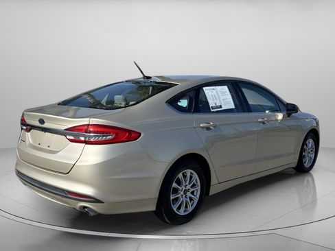 Used 2017 Ford Fusion S FWD image 3