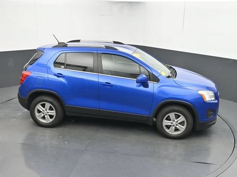 Used 2015 Chevrolet Trax LT w/ LT Plus Package AWD/4WD image 34