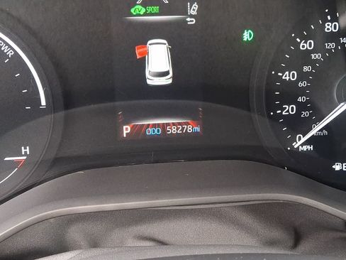 Certified 2023 Toyota Sienna XLE FWD image 24