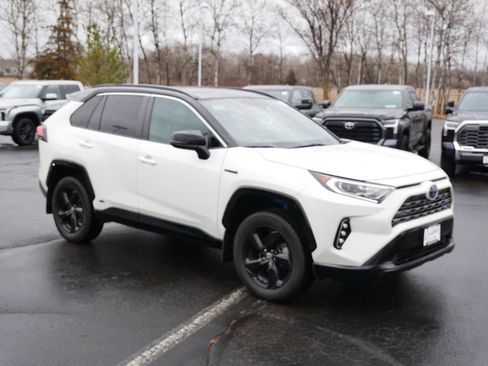 Used 2021 Toyota RAV4 XSE image 2