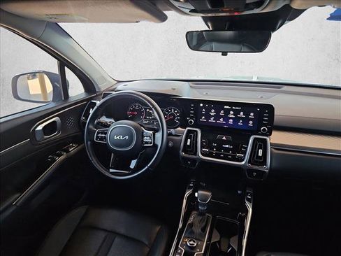 Used 2022 Kia Sorento SX AWD/4WD image 3