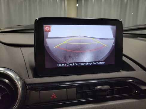 Used 2022 MAZDA MX-5 Miata RF Grand Touring image 19