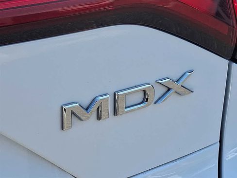 Used 2022 Acura MDX SH-AWD w/ Advance Package image 30