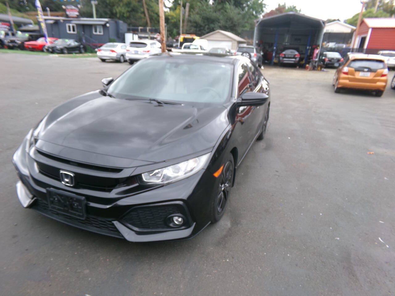 Used 2017 Honda Civic EX image 2
