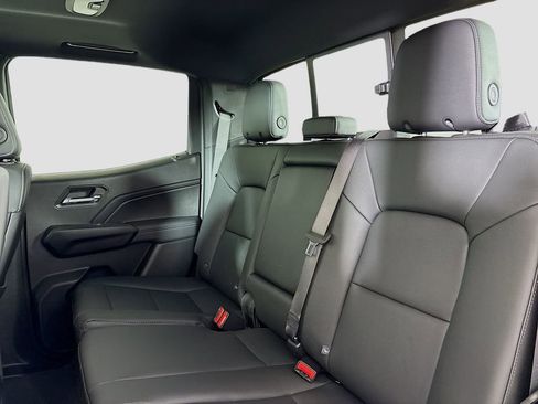 New 2025 GMC Canyon Elevation w/ Convenience Package image 24