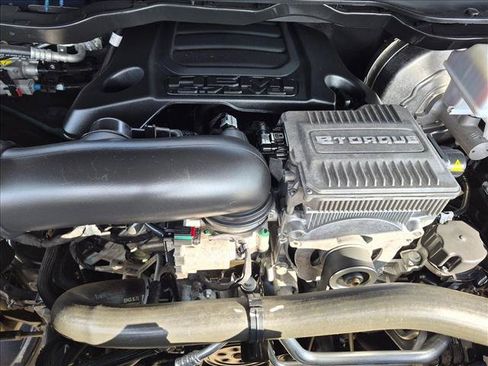Used 2023 RAM 1500 Laramie AWD/4WD image 21
