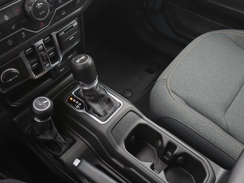 New 2026 Jeep Wrangler Sport S image 28