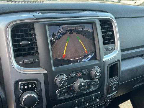 Used 2022 RAM 1500 Classic SLT w/ Electronics Convenience Group AWD/4WD image 33