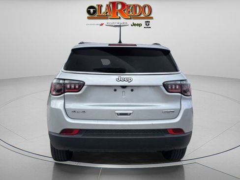 Certified 2024 Jeep Compass Latitude AWD/4WD image 6