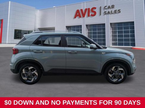 Used 2025 Hyundai Venue SEL FWD image 5