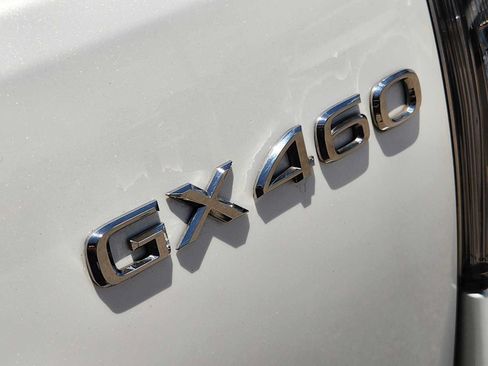 Used 2021 Lexus GX 460 Premium w/ Premium Plus Package AWD/4WD image 11